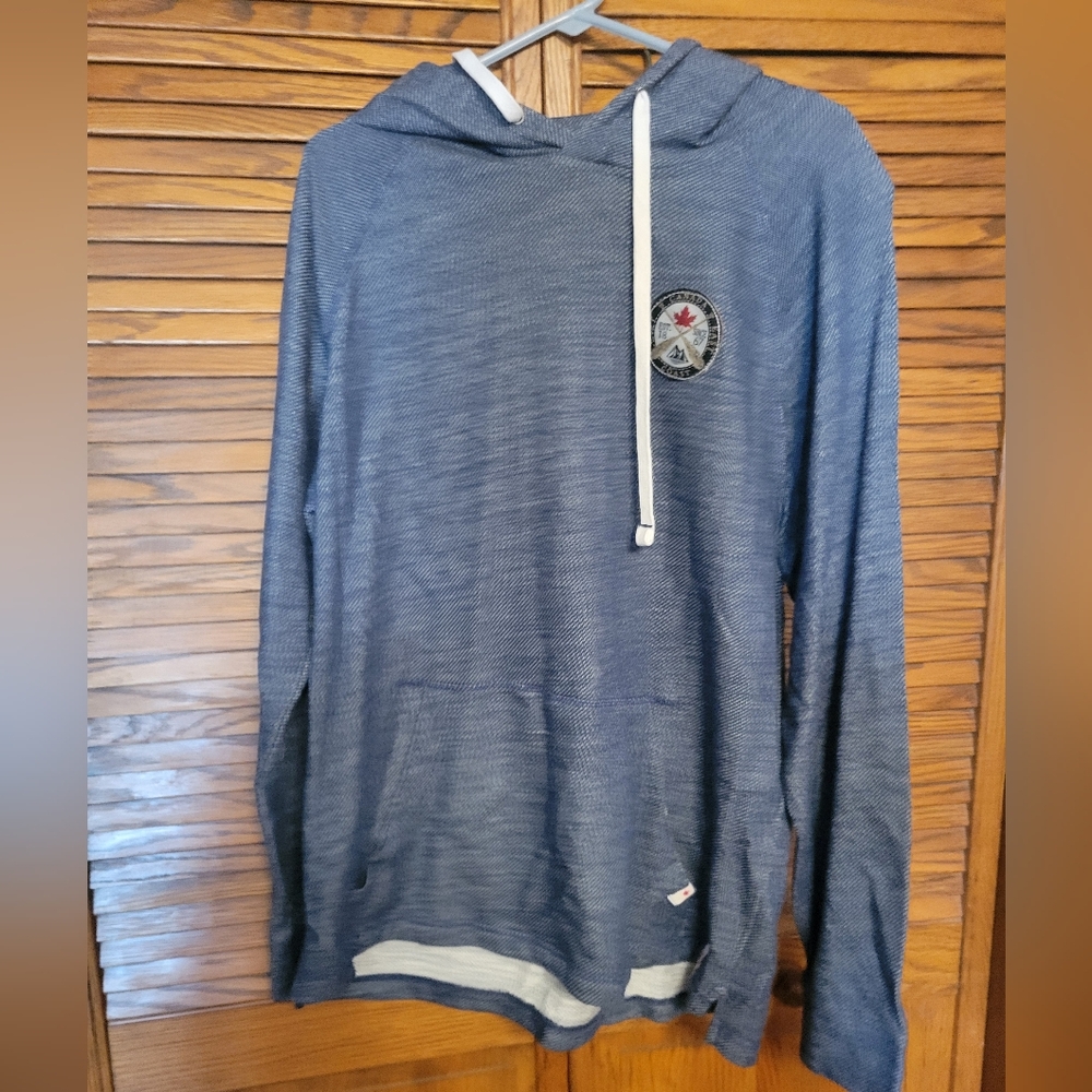 Canadiana Size‎ Large Hooded Canada Sweatshirt